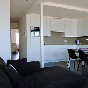 Modern Op De Zeedijk Met 2 Slaapkamers Te Belgique