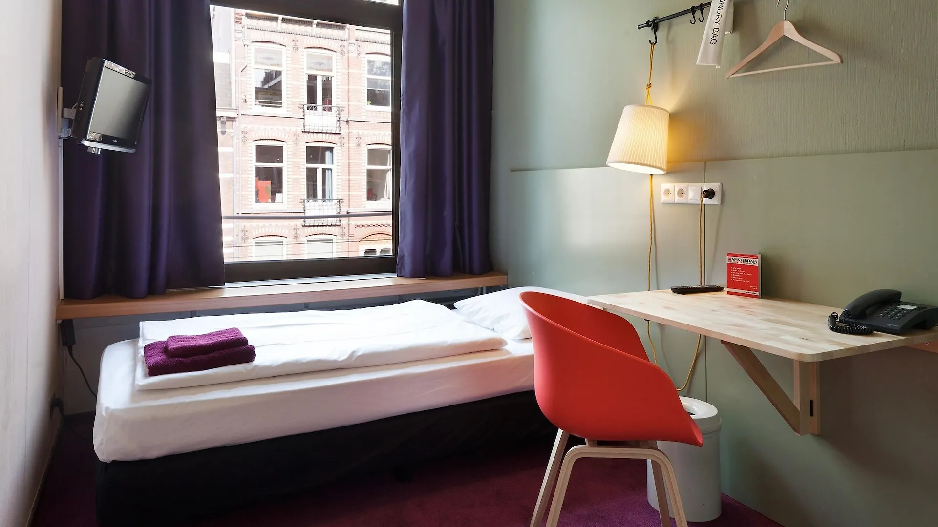 Hotel The Neighbour'S Magnolia Amsterdam Netherlands